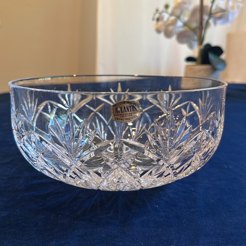 CRYSTAL BOWL Atlantis Catalina Lead Crystal Bowl Hand Cut & Blown Centerpiece - Picture 8 of 8